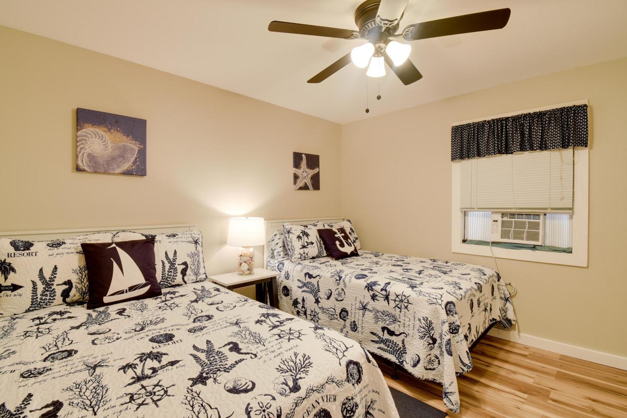 Ocean Isle Apartment With Balcony, 1 Mi To Beach! Ocean Isle Beach Esterno foto